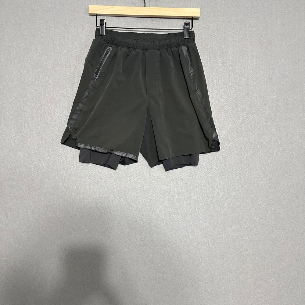Lululemon Lab Mens 2-in-1 Shorts‎ Built-in Liner Dark Green Grey Size S